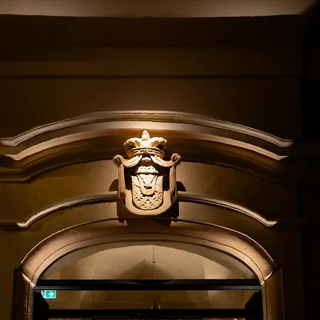 Lo Stemma Luxury Boutique